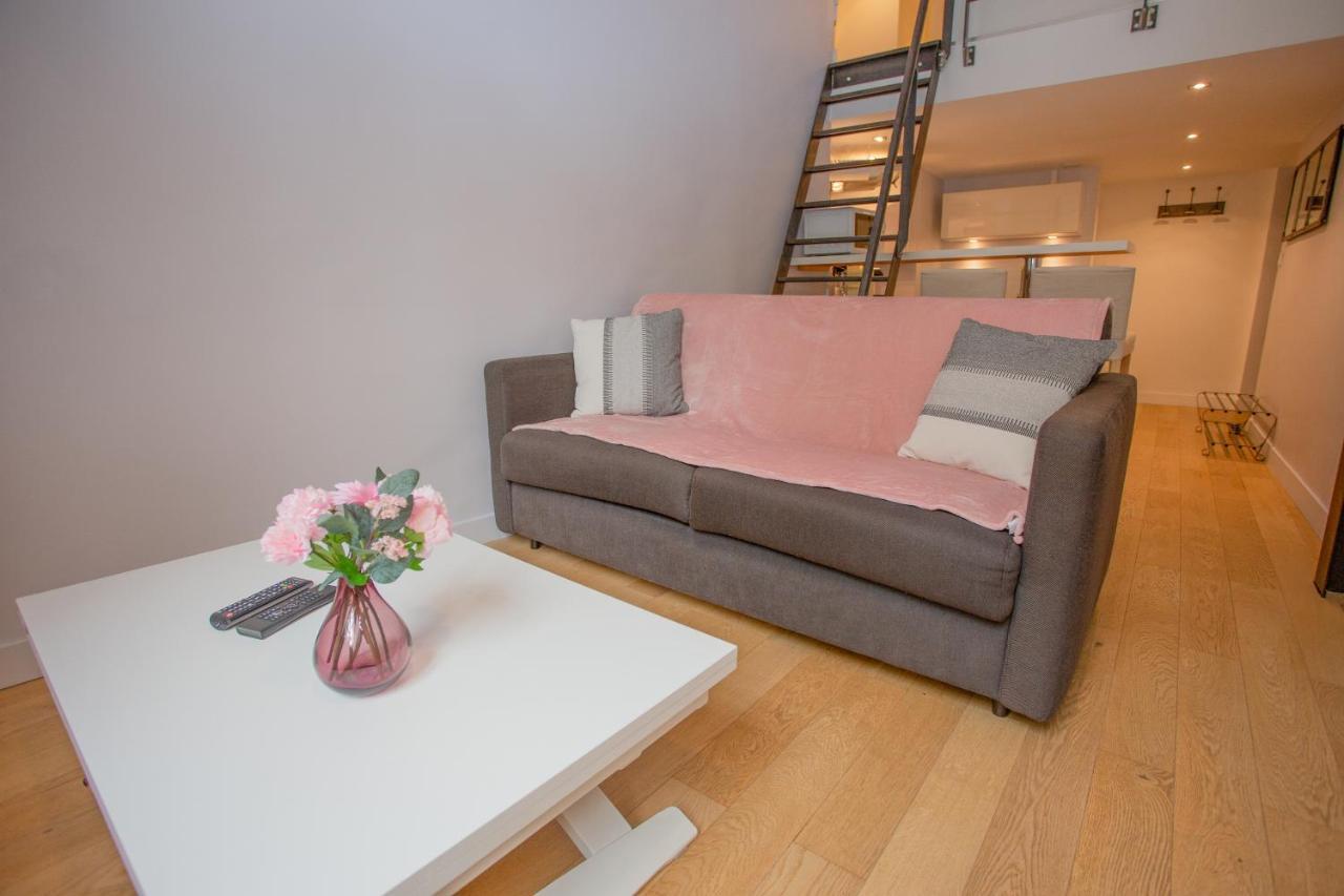 Le Duplex Apartment Версал Екстериор снимка